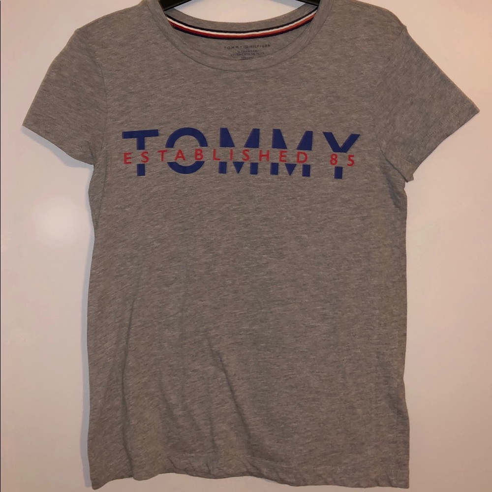 Tommy Hilfiger T shirt